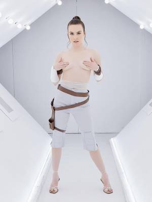 Freya Parker as Rey Skywalker Porn Comic english 16