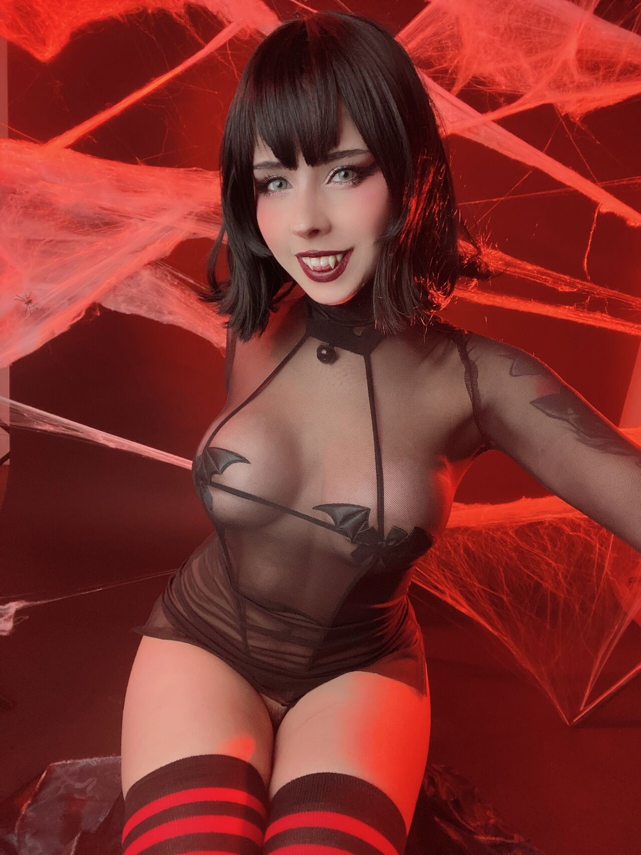 Yuzuki Miiu: Mavis Dracula Porn Comic english 27