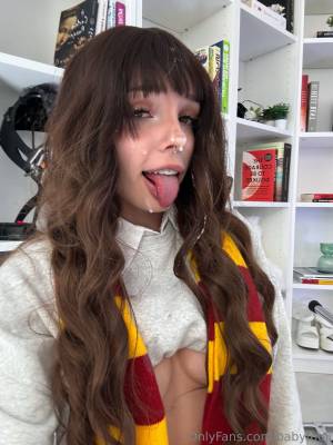 Babyfooji: Hermione Granger Porn Comic english 01