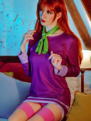 ShaeUnderscore: Daphne Blake Porn Comic english 12