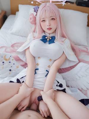 AI Generated: Mika By DyDy_Cos Porn Comics english 14